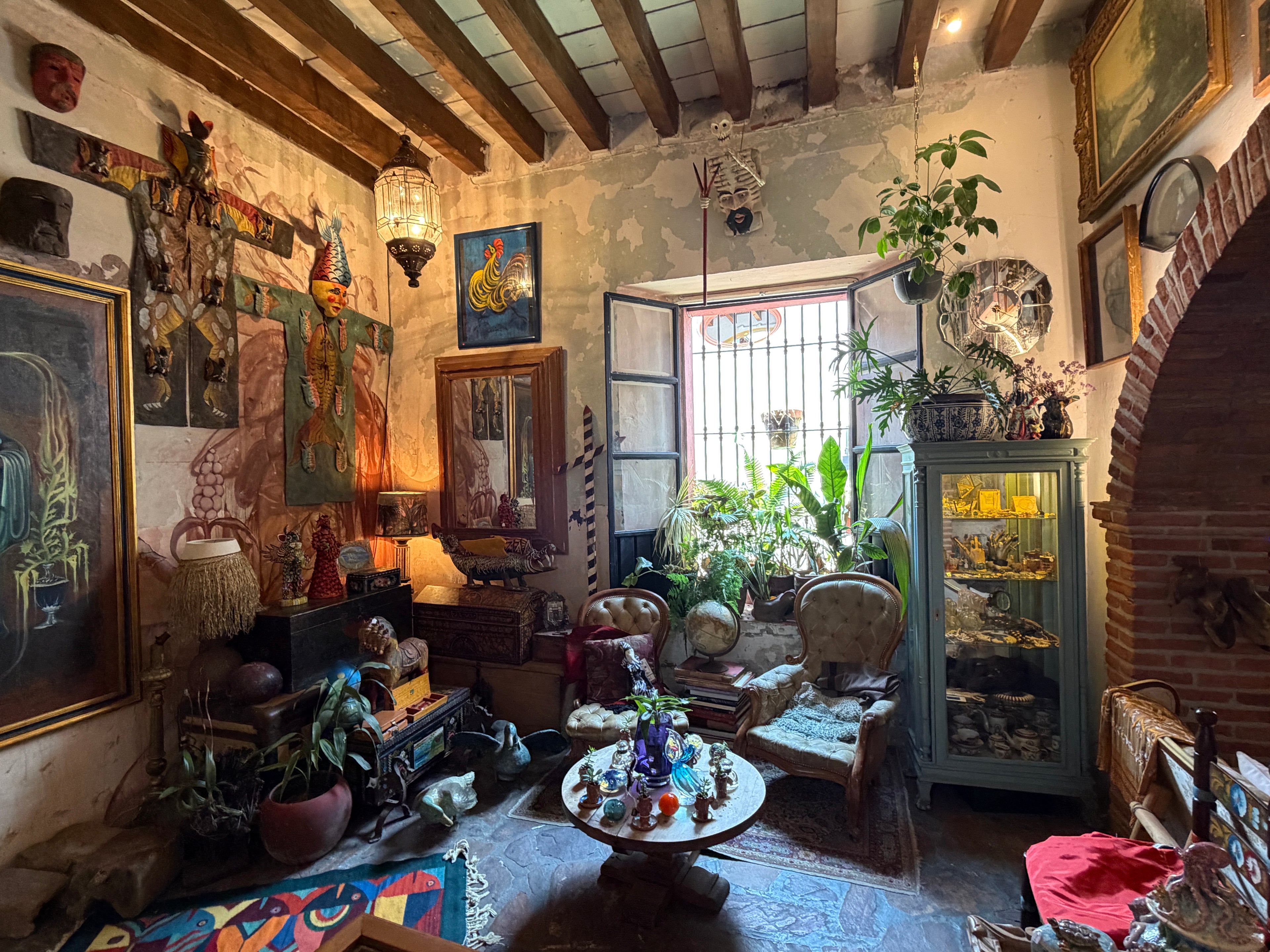 Art and decoration, sculptures paintings and art for sale in Cuernavaca, Mexico