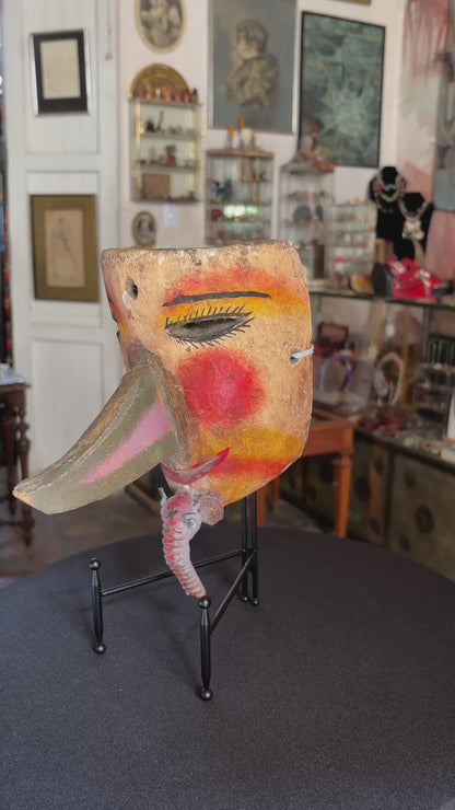 Máscara Nariz Puntiaguda y Barba de Elefante / Pointy-Nosed Mask with Elephant Beard, 1950's
